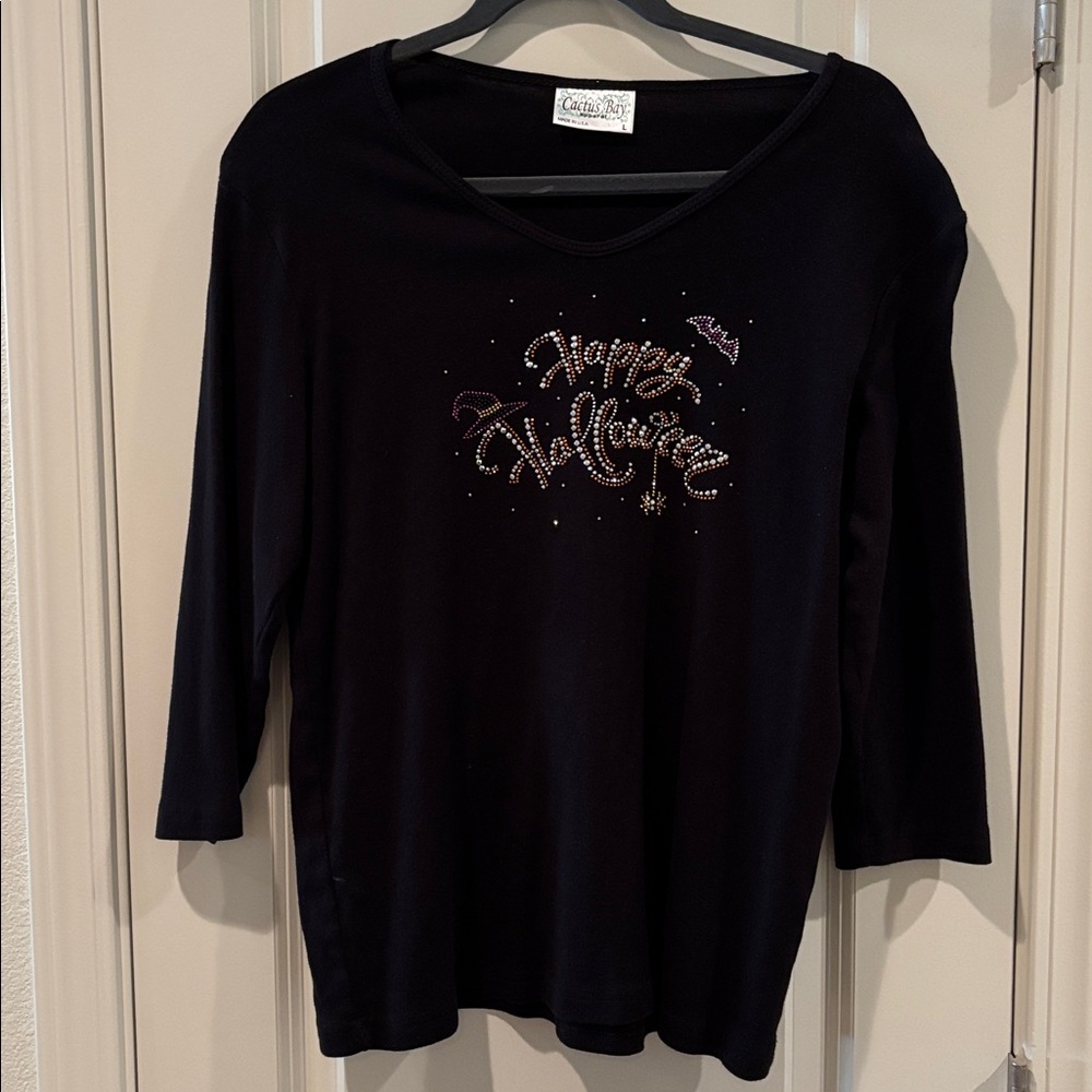 Happy Halloween 🎃 3/4 length t-shirt in size large